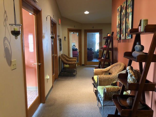 Unique Suites Salon Rental Space in Hartland, WI